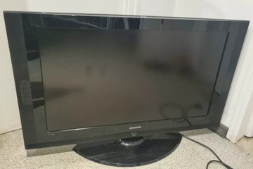 ПОВРЕЖДЕННЫЙ ТЕЛЕВИЗОР SAMSUNG 40 ДЮЙМОВ LE40S62B + ПУЛЬТ ПУЛЬТА ПУЛЬТА