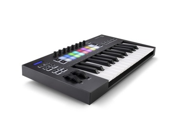 Novation Launchkey 25 MK3 MIDI/USB клавиатура управления 25 клавиш + SOFT