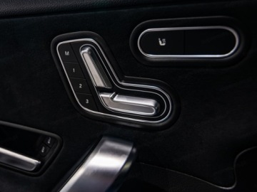 Mercedes Klasa A W177/V177 Hatchback AMG Facelifting 2.0 A35 306KM 2026 MERCEDES-BENZ A Klasa 35 AMG 4-Matic 2.0 (306KM) 2026, zdjęcie 10