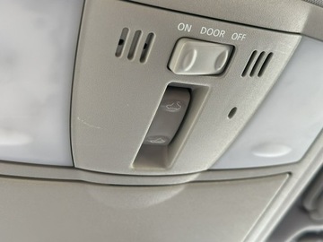 Infiniti G G37 Sedan Facelifting 3.7 V6 320KM 2013 Infiniti G37 3.7 V6 24V 320KM 2013r kamera, FV23%, zdjęcie 24