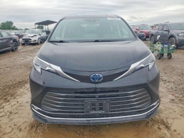 Toyota Sienna III 2021 Toyota Sienna Platinum 2021 2.5 Hybryda Plug-in 245KM, zdjęcie 5