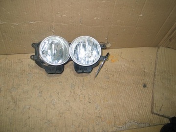 halogen toyota auris yaris avensis aygo verso 81210-01110 81220--02110