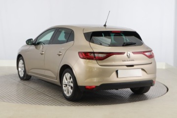 Renault Megane IV Hatchback 5d 1.6 SCe 114KM 2018 Renault Megane 1.6 SCe, Salon Polska, zdjęcie 3