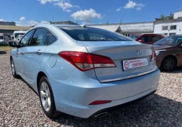 Hyundai i40 Sedan 1.7 CRDi 115KM 2013 Hyundai i40 kamera, nawigacja 1.7 Diesel 116KM, zdjęcie 7