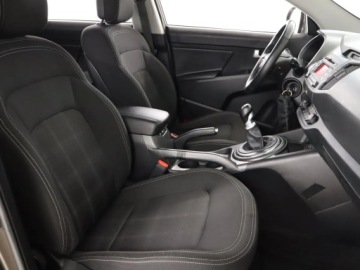 Kia Sportage III SUV 1.6 GDI 135KM 2012 Kia Sportage 1.6 GDI, Klima, Tempomat, Parktronic, zdjęcie 8