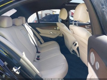 Mercedes Klasa E W213 2019 Mercedes-Benz Klasa E Mercedes-Benz E 300 2.0 Benzyna 241KM, zdjęcie 7