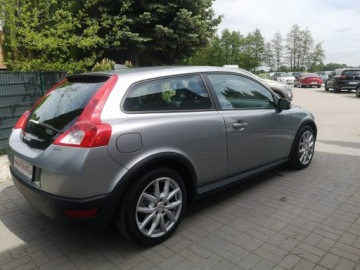 Volvo C30 Hatchback 3d 2.0 D 136KM 2008 Volvo C30 2.0D 136KM Klimatronic Elektryka, zdjęcie 4