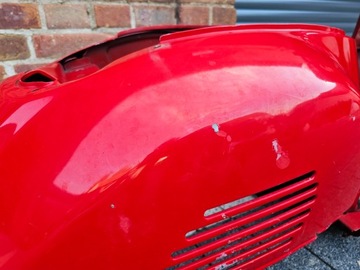 Piaggio Vespa GTS 125 rama buda karoseria