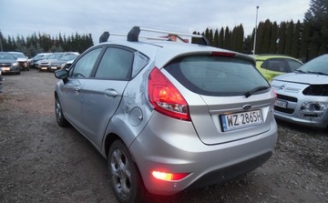 Ford Fiesta VII Hatchback 5d 1.4 Duratec 96KM 2012 Ford Fiesta 2012r, Salonowa, 1.4 Benzyna. Lekko uszkodzony lewy tyl. Jezdz, zdjęcie 2