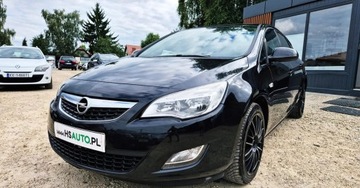 Opel Astra J Hatchback 5d 1.4 Turbo ECOTEC 120KM 2012 Opel Astra BENZYNA nawigacja 5 DRZWI PARKTRONIC okazja polecamy