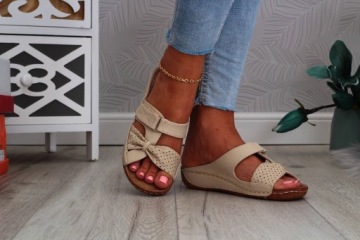 ЛЕГКИЕ ЖЕНСКИЕ ШЛЕПАНЦЫ С УДОБНЫМ ПРИШИВАННЫМ НИЗОМ