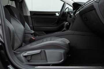 Volkswagen Arteon Fastback Facelifting 2.0 TSI 190KM 2022 Volkswagen Arteon 2.0 TSI 190 KM DSG Salon PL Autotrade 2.0 Benzyna, zdjęcie 24