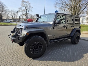 Jeep Wrangler III Unlimited Facelifting 2.8 CRD 200KM 2017 JEEP WRANGLER III Rubicon UNLIMITED 2.8l diesel 200KM Salon PL Bezwypadkowy, zdjęcie 2