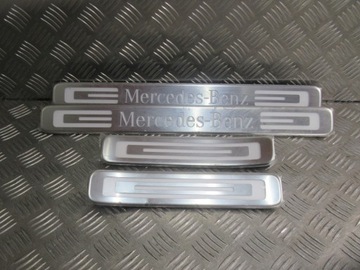 LIŠTA POSVĚTLENÉ MERCEDES G W463/4 KOMPLET
