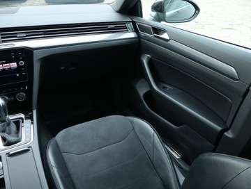 Volkswagen Arteon Fastback 2.0 TSI 190KM 2018 VW Arteon 2.0 TSI, Salon Polska, 1. Właściciel, zdjęcie 7