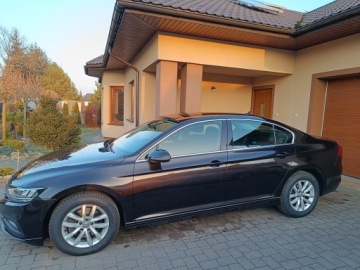 Volkswagen Passat B8 Limousine Facelifting 2.0 TDI SCR 150KM 2020 Volkswagen Passat B8 2.0 TDI DSG 88 tyś km Salon lakier otyginał rok 2020, zdjęcie 13