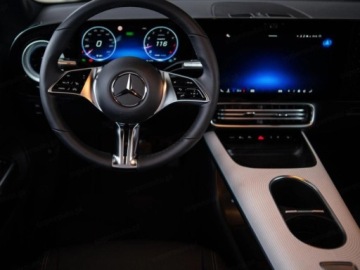 Mercedes CLA C118/X118 2025 MERCEDES-BENZ CLA 180 Progressive Sedan 1.5 (136KM) 2025, zdjęcie 6