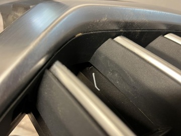 AUDI Q7 4M СНЯТИЕ РЕШЕТКИ OE 4M0853651F