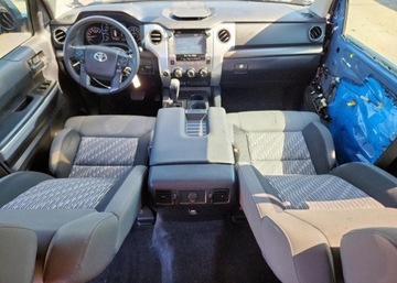 Toyota Tundra II 2021 Toyota Tundra Crewmax SR5 2021 5.7l 5.7 Benzyna 381KM, zdjęcie 8