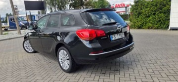 Opel Astra J Sports Tourer Facelifting 1.4 Turbo ECOTEC 140KM 2013 Opel Astra 1,4 TURBO 140KM Led Super Stan Oplaty 1.4 Benzyna 140KM, zdjęcie 11