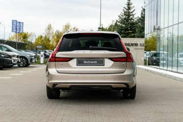 Volvo V90 II Plug-In Facelifting 2.0 T8 Plug-In Hybrid 455KM 2025 Volvo V90 Ultra Dark T8 AWD Plug-in hybrid (310 +, zdjęcie 7