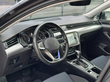 Volkswagen Passat B8 GTE Variant Facelifting 1.4 TSI Plug-In-Hybrid 218KM 2022 Volkswagen Passat Variant Salon PL, Navi, Serwis, zdjęcie 9