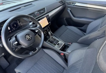 Skoda Superb III Kombi Plug-In Hybrid 1.4 TSI Plug-In-Hybrid 218KM 2022 Skoda Superb Style 1.4TSI Plug-In Hybrid 218KM Matrix WEBASTO Virtual ACC, zdjęcie 10
