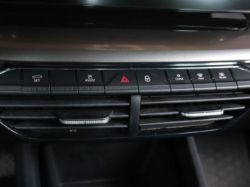 Skoda Octavia IV Liftback 2.0 TDI 115KM 2020 Skoda Octavia 2.0 TDI, Salon Polska, Klima, zdjęcie 11