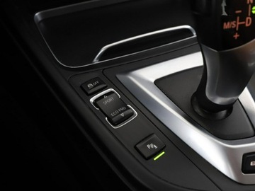 BMW Seria 3 F30-F31-F34 Limuzyna Facelifting 2.0 330e 252KM 2018 BMW 330 PHEV full LED skóra navi czujniki, zdjęcie 28