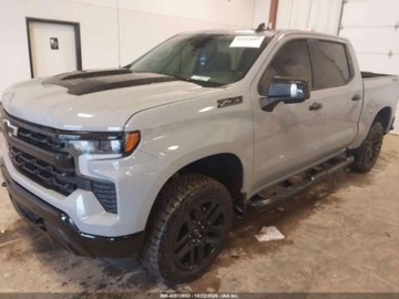 Chevrolet Silverado II 2024 Chevrolet Silverado 1500 Short Bed Lt Trail Boss 2024 5.3l 5.3 Benzyna, zdjęcie 1