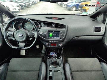 Kia Ceed II GT 5d 1.6 T-GDI 204KM 2015 Kia Ceed GT 1.6 T-GDI 204KM Bogate wyposazenie Gwarancja 1.6 Benzyna, zdjęcie 12