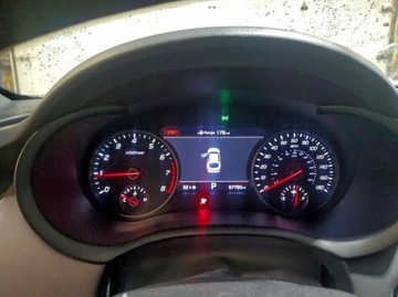 Kia Stinger 2019 Kia Stinger 3.3 V6 370 KM, 4x4, wersja GT2, mala szkoda, piekna kolorystyka, zdjęcie 9