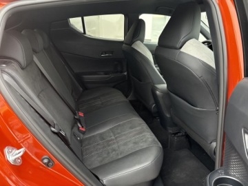 Toyota C-HR I Crossover Facelifting 1.8 Hybrid 122KM 2021 Toyota C-HR 1.8 Hybrid GPF GR Sport 1.8 Hybrid GPF, zdjęcie 7