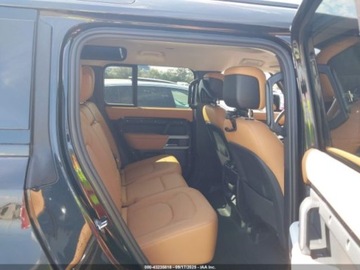 Land Rover Defender IV (L663) 2024 Land Rover Defender 110 P300 2024 2.0l 2.0 Benzyna 296KM, zdjęcie 12