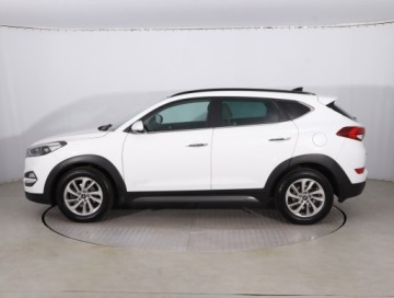 Hyundai Tucson III SUV 1.7 CRDi 141KM 2016 Hyundai Tucson 1.7 CRDi, Salon Polska, Serwis ASO, zdjęcie 2