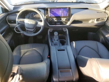 Toyota 2024 Toyota Grand Highlander Xle 2024 2.4 Benzyna 265KM, zdjęcie 8