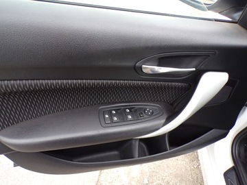 BMW Seria 1 F20-F21 Hatchback 5d 114i 102KM 2013 BMW 1 1.6 BENZ Z NIEMIEC ZAMIANA, zdjęcie 12