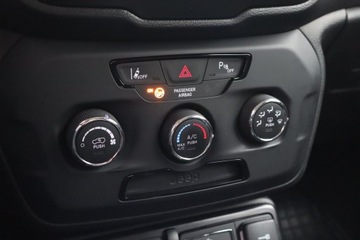Jeep Renegade SUV Facelifting 1.0 GSE T3 Turbo 120KM 2021 Jeep Renegade 1.0 T-GDI, Salon Polska, Serwis ASO, zdjęcie 15
