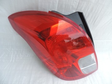 OPEL MOKKA LAMPA LEWA TYŁ 42435941