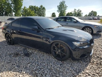 BMW Seria 3 E90-91-92-93 2010 BMW M3 2010 4.0l 4.0 Benzyna 414KM, zdjęcie 4