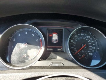 Volkswagen Golf VII 2017 Volkswagen Golf GTI S 2017 2.0 Benzyna 210KM, zdjęcie 9