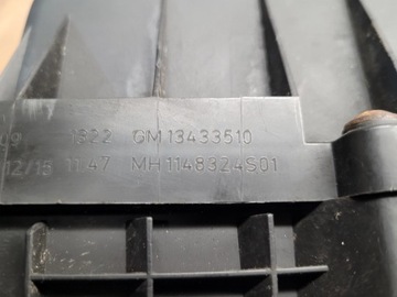 OPEL CORSA E 14-19 1.4 POUZDRO FILTRU VZDUCHU 13433510