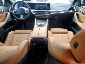 BMW X6 G06 2025 BMW X6 xDrive40i 2025 3.0 Benzyna 335KM, zdjęcie 8