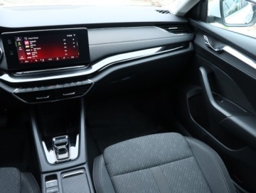 Skoda Octavia IV 2021 Skoda Octavia 1.4 TSI iV, Salon Polska, zdjęcie 7