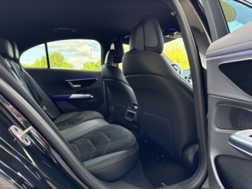 Mercedes Klasa E W214 Sedan 2.0 220d 197KM 2024 Mercedes-Benz E 220, zdjęcie 13