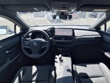 Lexus UX Crossover Facelifting 2.0 300h 199KM 2025 LEXUS UX 300h F Sport Design Hybrid Dynamic Force 2.0 199KM 2025, zdjęcie 6