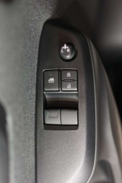 Toyota 2021 Toyota Yaris Hybrid 1.5 Comfort 1.5 Hybryda 92KM, zdjęcie 31