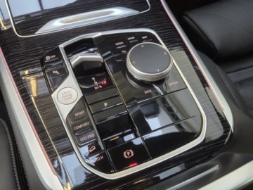 BMW X5 G05 SUV Facelifting 3.0 30d 298KM 2025 BMW X5 xDrive30d Sport Suv 2.0 (298KM) 2025, zdjęcie 10