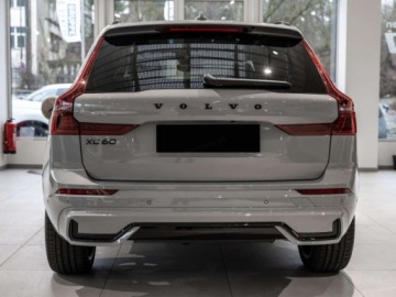 Volvo XC60 II 2026 VOLVO XC60 B5 AWD Ultra Black Edition Suv 2.0 (264KM) 2026, zdjęcie 1