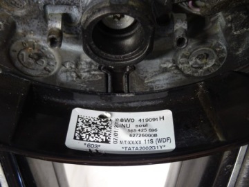 РУЛЕВОЕ КОЛЕСО МНОГОФУНКЦИОНАЛЬНОЕ С КОЖАНЫМИ ЛЕПЕСТКАМИ AUDI A4 B9 8W 8W0419091H